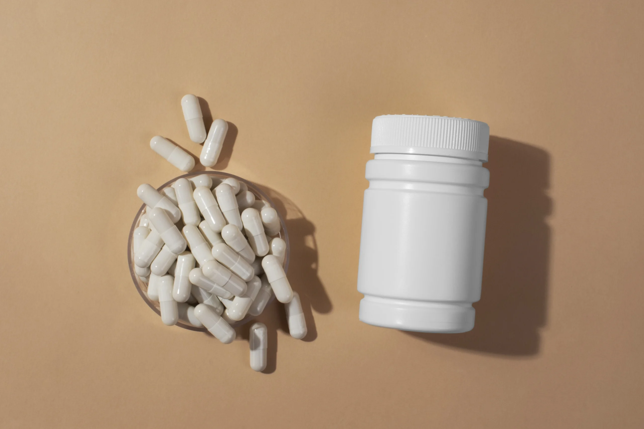 Kapseln und Supplements als Bild für Shopify Apps und Shopify Funktionen im Nutraceutical Store